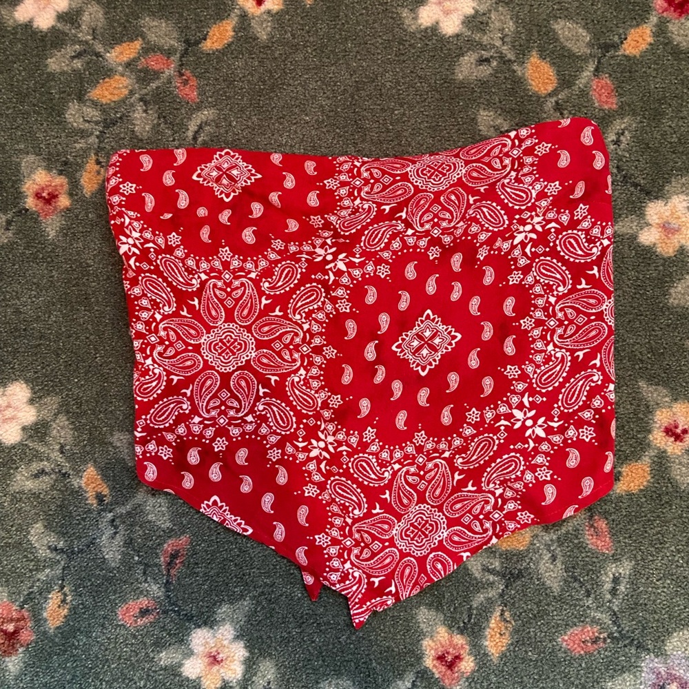 Hollister bandana tube top w/ tie in back